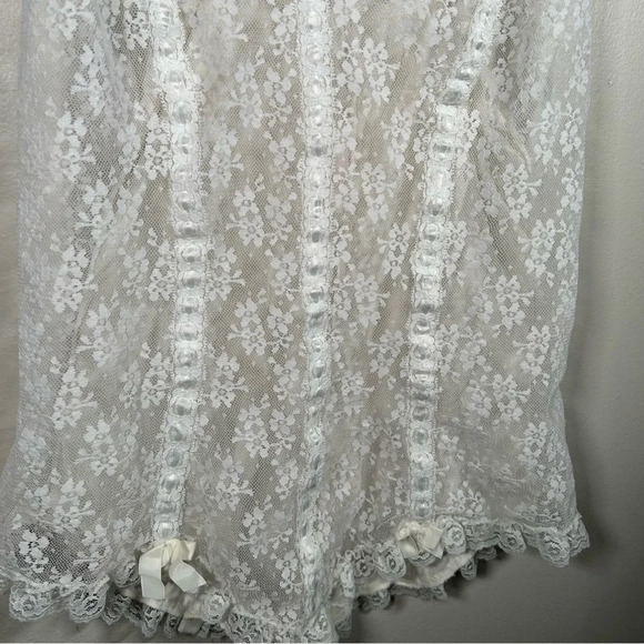 Vintage nylon lace lingerie top  L - Picture 2 of 8